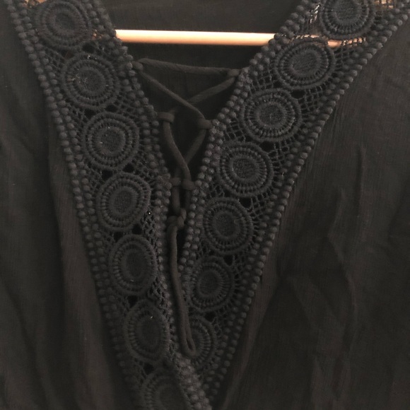 Heart & Hips Cropped Long Sleeve Blouse - Picture 3 of 8